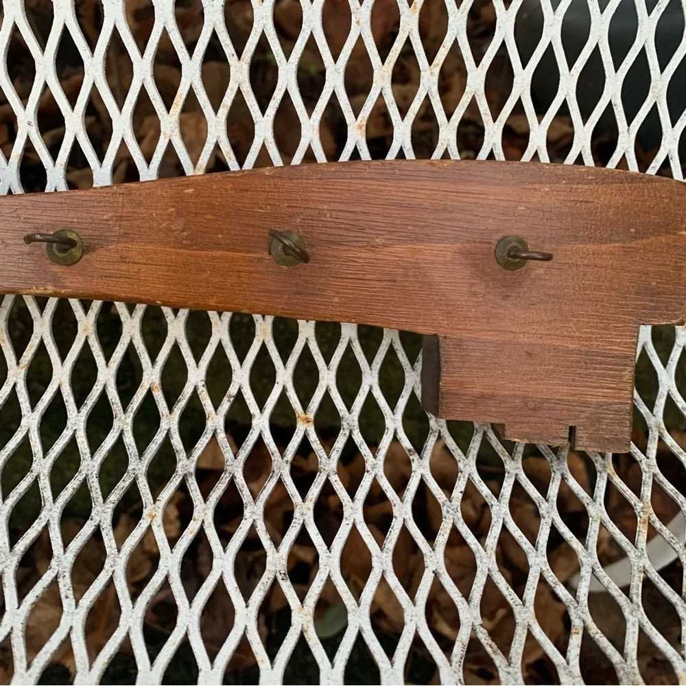 Vintage Wooden Key Shaped Wall Hook Key Holder